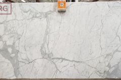 Calacatta Oro Supreme Honed Marble (122x67) [Lot 833] ~ 40% off: $4,200