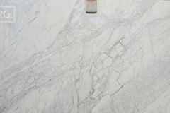 Calacatta Miele Honed Marble (127x77) [Lot 284]