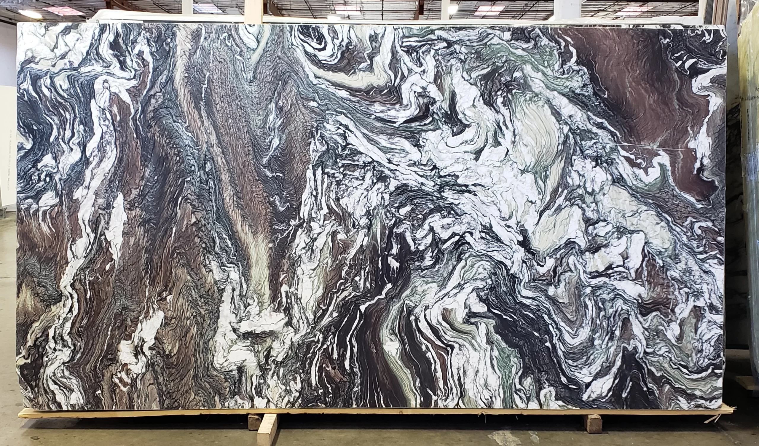 Cipollino Apuano honed marble slab with green and gray veining, perfect for Sacramento accent walls and Bay Area interiors.